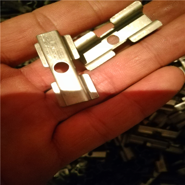 山東一體板掛件生產(chǎn)廠家